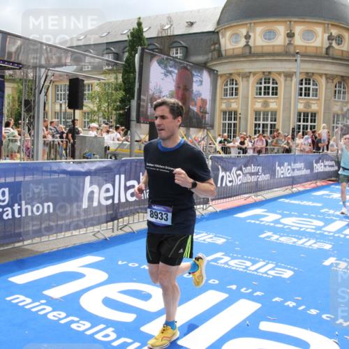 29.06.2025 - hella hamburg halbmarathon Michael Strokosch http://msf.ph/oto/8478260 29.06.2025 10:40:13 Ziel 3547, 4381, 5007, 5409, 5410, 5508, 5916, 7495, 8465, 8933, 10968, 11731, 12704, 13667, 15424, 18979 meine-sportfotos.de