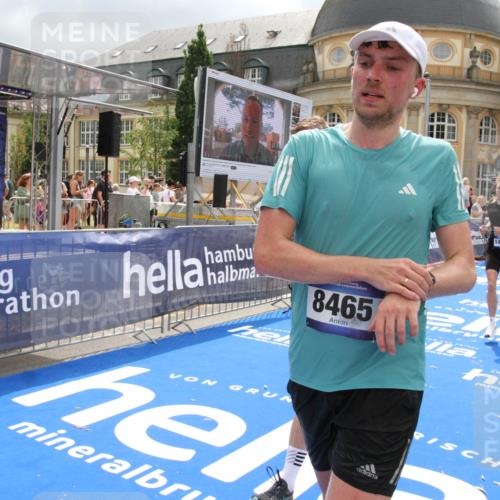 29.06.2025 - hella hamburg halbmarathon Michael Strokosch http://msf.ph/oto/8478504 29.06.2025 10:40:21 Ziel 3547, 5410, 5803, 8370, 8465, 10968, 11731, 12704, 14699, 18614 meine-sportfotos.de