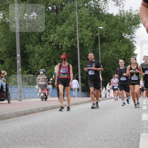 29.06.2025 - hella hamburg halbmarathon Luisa Fischer http://msf.ph/oto/8478562 29.06.2025 10:48:40 Kennedybrücke 15809, 13039, 14777, 9036, 16916, 1774, 2550, 2779, 3570, 4275, 4337, 5099, 5949, 7859, 10668, 10727 meine-sportfotos.de