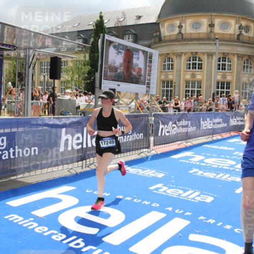 29.06.2025 - hella hamburg halbmarathon Michael Strokosch http://msf.ph/oto/8478624 29.06.2025 10:40:29 Ziel 6649, 8370, 8966, 10978, 14924, 15247, 17245, 17916 meine-sportfotos.de