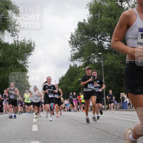 29.06.2025 - hella hamburg halbmarathon Luisa Fischer http://msf.ph/oto/8478677 29.06.2025 10:48:46 Kennedybrücke 1345, 9536, 2007, 7699, 10566, 7912, 10562, 10727, 6913, 16850, 1774, 2550, 2779, 5099, 5190, 5339, 7699, 7859, 7912, 9536, 10562, 10727 meine-sportfotos.de
