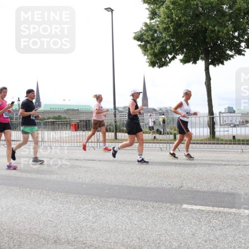 29.06.2025 - hella hamburg halbmarathon Lena Gebhardt http://msf.ph/oto/8478732 29.06.2025 10:33:28 Lombardsbrücke 203, 1189, 1275, 1324, 1764, 1995, 2038, 2054, 2085, 2342, 2776, 2838, 2959, 3170, 3341, 3391, 3560, 3812, 3871, 4030, 4096, 4164, 4361, 4433, 4445, 4449, 4650, 4696, 5075, 5096, 5110, 5141, 5180, 5557, 5569, 5581, 5917, 6109, 6773, 6854, 6999, 7653, 7705, 7982, 8021, 8157, 8282, 8595, 8891, 9143, 9234, 9258, 9289, 9438, 9591, 9592, 9750, 9780, 9799, 11229, 11260, 11713, 11811, 11826, 12039, 14305, 14743, 15951 meine-sportfotos.de