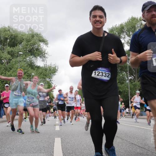 29.06.2025 - hella hamburg halbmarathon Luisa Fischer http://msf.ph/oto/8479176 29.06.2025 10:49:04 Kennedybrücke 10182, 17314, 18230, 187127, 1085, 16488, 12332, 111, 145, 1545, 1085, 1465, 2657, 2664, 2954, 2965, 3357, 3377, 3879, 4119, 4820, 5108, 5703, 5914, 6763, 8272, 8594 meine-sportfotos.de