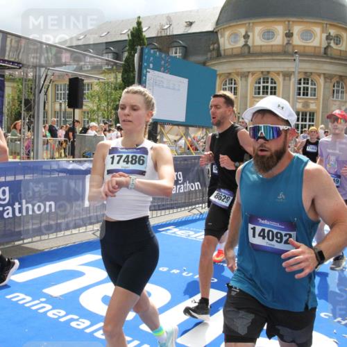 29.06.2025 - hella hamburg halbmarathon Michael Strokosch http://msf.ph/oto/8479374 29.06.2025 10:40:51 Ziel 1631, 1882, 2750, 4634, 4889, 5014, 5026, 5745, 6429, 7080, 7109, 7378, 8074, 8629, 9979, 10369, 10900, 11959, 14092, 14661, 15351, 16201, 16249, 17486 meine-sportfotos.de