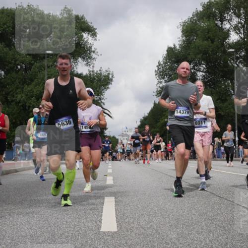 29.06.2025 - hella hamburg halbmarathon Luisa Fischer http://msf.ph/oto/8479531 29.06.2025 10:49:14 Kennedybrücke 18084, 10225, 5636, 14582, 14379, 6911, 12878, 18722, 854, 1060, 1465, 1854, 2217, 2965, 4099, 4102, 5914, 6393, 6788, 6980, 7983 meine-sportfotos.de