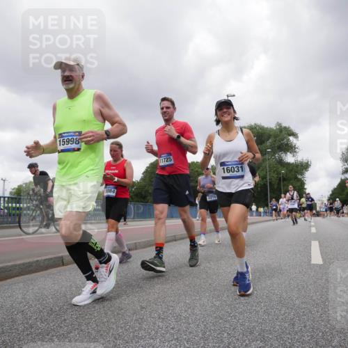 29.06.2025 - hella hamburg halbmarathon Luisa Fischer http://msf.ph/oto/8479746 29.06.2025 10:49:19 Kennedybrücke 15998, 18084, 11725, 2216, 16031, 12298, 1060, 1421, 1426, 1854, 2217, 4099, 4102, 6393, 6788, 6980, 7530, 7983 meine-sportfotos.de
