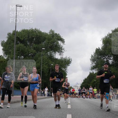 29.06.2025 - hella hamburg halbmarathon Luisa Fischer http://msf.ph/oto/8480334 29.06.2025 10:49:36 Kennedybrücke 1504, 18306, 164, 7901, 13302, 18334, 3160, 1695, 1983, 2008, 2398, 2917, 3160, 3164, 5044, 6124, 6161, 8477, 10230, 10367 meine-sportfotos.de