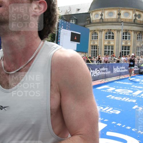 29.06.2025 - hella hamburg halbmarathon Michael Strokosch http://msf.ph/oto/8480552 29.06.2025 10:41:22 Ziel 1570, 4303, 5387, 6771, 6901, 7432, 9711, 10783, 12434, 13876, 16816, 18764 meine-sportfotos.de