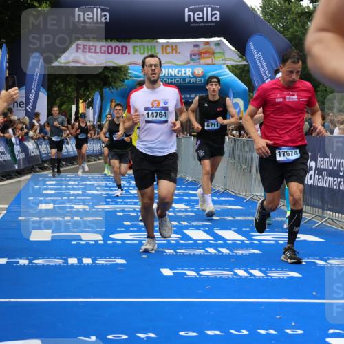 29.06.2025 - hella hamburg halbmarathon Strokosch-Dieckow http://msf.ph/oto/8480776 29.06.2025 10:45:39 Ziel 2138, 4854, 5047, 5623, 6071, 6711, 8374, 8668, 11291, 11495, 12154, 13975, 14374, 14764, 15666, 16617, 17332, 17674, 17835, 18862, 18878 meine-sportfotos.de