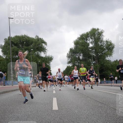 29.06.2025 - hella hamburg halbmarathon Luisa Fischer http://msf.ph/oto/8480978 29.06.2025 10:49:56 Kennedybrücke 6068, 306, 18214, 9121, 2423, 8480, 18950, 13195, 1033, 1104, 1429, 2423, 2773, 2813, 3410, 3896, 4306, 4317, 4448, 5635, 5769, 5770, 6392, 8010, 8486, 9120, 9121, 9337, 9426, 9774, 10329 meine-sportfotos.de