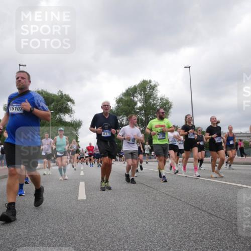 29.06.2025 - hella hamburg halbmarathon Luisa Fischer http://msf.ph/oto/8481206 29.06.2025 10:50:06 Kennedybrücke 1632, 15107, 13499, 17273, 4104, 1100, 5854, 6912, 870, 8047, 17170, 1004, 1100, 1104, 1999, 2662, 2665, 2697, 3896, 4104, 4448, 4483, 5635, 5854, 5892, 6623, 7073, 7268, 7364, 7368, 7374, 8010, 8047, 8706, 9337, 9426, 9774, 9949 meine-sportfotos.de