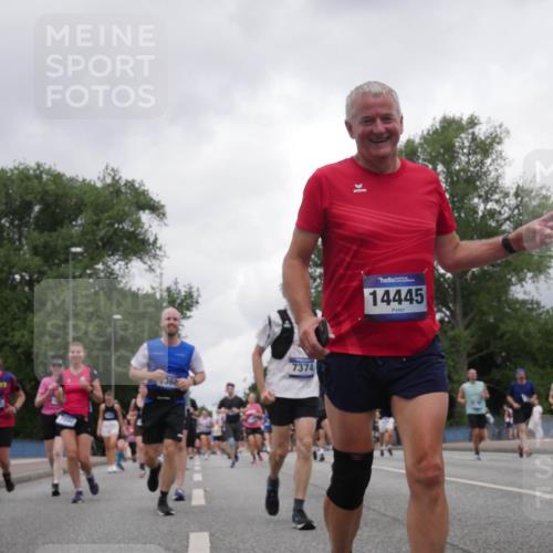 29.06.2025 - hella hamburg halbmarathon Luisa Fischer http://msf.ph/oto/8481447 29.06.2025 10:50:13 Kennedybrücke 365, 1832, 7374, 14445, 1004, 1371, 1375, 1608, 1837, 1961, 1999, 2662, 2665, 2697, 4483, 5697, 6485, 7073, 7268, 7364, 7368, 7374, 7430, 7431, 8967 meine-sportfotos.de