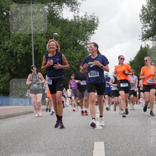 29.06.2025 - hella hamburg halbmarathon Luisa Fischer http://msf.ph/oto/8482202 29.06.2025 10:50:38 Kennedybrücke 092, 1688, 9743, 13756, 8553, 8924, 1593, 6684, 13, 18654, 14632, 141, 1555, 1593, 2500, 2981, 4342, 5700, 5895, 9092, 9743, 10511 meine-sportfotos.de