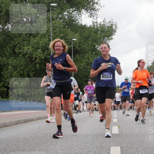 29.06.2025 - hella hamburg halbmarathon Luisa Fischer http://msf.ph/oto/8482220 29.06.2025 10:50:39 Kennedybrücke 92, 10, 9743, 8553, 18924, 1593, 16684, 18654, 1555, 1593, 2500, 2981, 4342, 5700, 5895, 9092, 9743, 10511 meine-sportfotos.de
