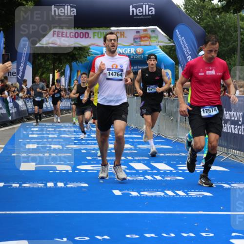 29.06.2025 - hella hamburg halbmarathon Strokosch-Dieckow http://msf.ph/oto/8482462 29.06.2025 10:45:39 Ziel 2138, 4854, 5047, 5623, 6071, 6711, 8374, 8668, 11291, 11495, 12154, 13975, 14374, 14764, 15666, 16617, 17332, 17674, 17835, 18862, 18878 meine-sportfotos.de