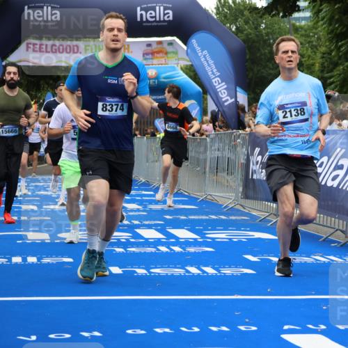 29.06.2025 - hella hamburg halbmarathon Strokosch-Dieckow http://msf.ph/oto/8482644 29.06.2025 10:45:33 Ziel 2138, 2415, 5623, 6071, 6711, 6831, 8374, 8668, 11291, 11495, 12154, 12277, 14062, 14764, 15666, 16725, 17674, 18638, 18862, 18878 meine-sportfotos.de