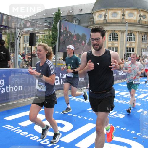 29.06.2025 - hella hamburg halbmarathon Michael Strokosch http://msf.ph/oto/8482666 29.06.2025 10:42:22 Ziel 1312, 1903, 2675, 6639, 6770, 7865, 9365, 13709, 13746, 13807, 14226, 14811, 14899, 15270, 15654, 16281, 16660, 17182 meine-sportfotos.de