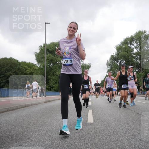 29.06.2025 - hella hamburg halbmarathon Luisa Fischer http://msf.ph/oto/8483148 29.06.2025 10:51:03 Kennedybrücke 17015, 5111, 17339, 5114, 1749, 1073, 1430, 1523, 2163, 2320, 2407, 2491, 3679, 4239, 5796, 6255, 6256, 8105, 8158, 8270, 9356, 10658, 10777 meine-sportfotos.de