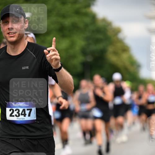 29.06.2025 - hella hamburg halbmarathon Dr. Thomas Lammeyer http://msf.ph/oto/8483632 29.06.2025 10:20:46 Kennedybrücke 1117, 1240, 1602, 1825, 2347, 2912, 3023, 3030, 3088, 3134, 3156, 3450, 3484, 3687, 5036, 5037, 6024, 6742, 7257, 7358, 7360, 7376, 7792, 7924, 7928, 8263, 8317, 8619, 8707, 8847, 8857, 9091, 9208, 9332, 9492, 9664, 9675, 9676, 9891, 10076, 10165, 10314, 10317, 10320, 10391, 10575, 10926, 11236, 11335, 11410, 11428 meine-sportfotos.de