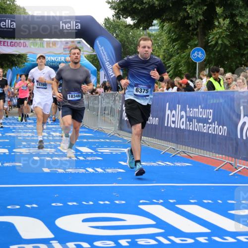 29.06.2025 - hella hamburg halbmarathon Strokosch-Dieckow http://msf.ph/oto/8484268 29.06.2025 10:45:12 Ziel 2188, 2270, 4997, 5706, 6054, 6375, 6575, 6819, 7087, 9105, 9302, 10064, 10313, 12783, 15365, 15563, 15636, 15651, 15741, 15760, 16513, 16685, 16689, 17120, 17960, 18346, 18718 meine-sportfotos.de