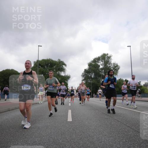 29.06.2025 - hella hamburg halbmarathon Luisa Fischer http://msf.ph/oto/8484350 29.06.2025 10:51:35 Kennedybrücke 2790, 9696, 1601, 1246, 15730, 1246, 1639, 1645, 2627, 2704, 3049, 3933, 4856, 5886, 5952, 7427, 7970, 8077, 9696, 9787 meine-sportfotos.de