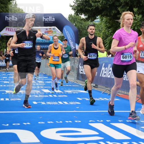 29.06.2025 - hella hamburg halbmarathon Strokosch-Dieckow http://msf.ph/oto/8484521 29.06.2025 10:45:10 Ziel 2188, 2270, 3917, 4997, 6054, 6375, 6575, 6819, 7087, 9302, 9710, 10064, 10313, 10741, 12783, 13919, 15365, 15563, 15636, 15651, 15741, 15760, 16513, 16685, 16689, 17120, 17960, 18346, 18718 meine-sportfotos.de