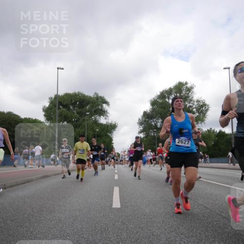 29.06.2025 - hella hamburg halbmarathon Luisa Fischer http://msf.ph/oto/8484563 29.06.2025 10:51:40 Kennedybrücke 4182, 11781, 13898, 2627, 16305, 1246, 1639, 2627, 2704, 3049, 3077, 4856, 5952, 6950, 7427, 7970, 8077, 9775, 9787, 10366 meine-sportfotos.de
