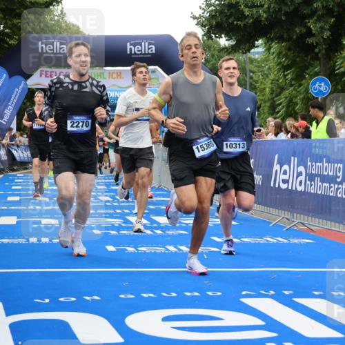 29.06.2025 - hella hamburg halbmarathon Strokosch-Dieckow http://msf.ph/oto/8484660 29.06.2025 10:45:07 Ziel 1171, 2270, 3917, 4997, 6054, 6266, 6375, 6575, 6819, 7087, 7709, 7843, 9302, 9710, 10313, 10741, 11688, 12783, 13919, 15334, 15365, 15636, 15651, 15760, 16513, 16685, 16689, 17120, 17381, 17960, 18346, 18718 meine-sportfotos.de