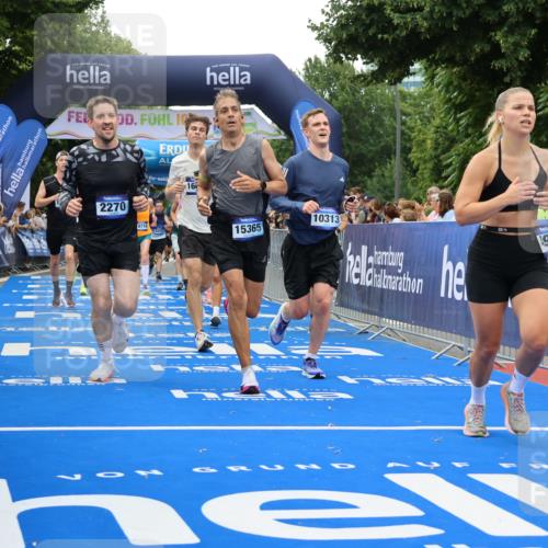 29.06.2025 - hella hamburg halbmarathon Strokosch-Dieckow http://msf.ph/oto/8484679 29.06.2025 10:45:07 Ziel 1171, 2270, 3917, 4997, 6054, 6266, 6375, 6575, 6819, 7087, 7709, 7843, 9302, 9710, 10313, 10741, 11688, 12783, 13919, 15334, 15365, 15636, 15651, 15760, 16513, 16685, 16689, 17120, 17381, 17960, 18346, 18718 meine-sportfotos.de