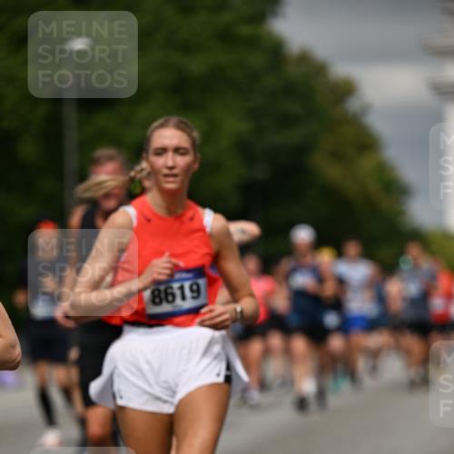 29.06.2025 - hella hamburg halbmarathon Dr. Thomas Lammeyer http://msf.ph/oto/8484799 29.06.2025 10:20:53 Kennedybrücke 1117, 1240, 1602, 1825, 2347, 3023, 3088, 3450, 3622, 3687, 5036, 5037, 6488, 6941, 6948, 7257, 7345, 7358, 7360, 7376, 7924, 7928, 8317, 8513, 8619, 8857, 9091, 9208, 9332, 9492, 9664, 9675, 9676, 9891, 10076, 10165, 10314, 10317, 10320, 10391, 10926, 11335, 11410 meine-sportfotos.de
