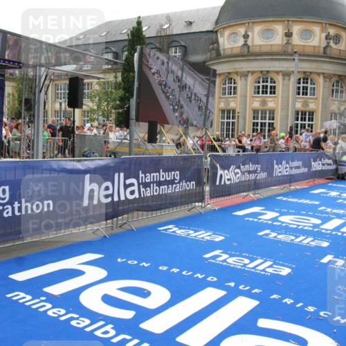 29.06.2025 - hella hamburg halbmarathon Michael Strokosch http://msf.ph/oto/8485120 29.06.2025 10:43:20 Ziel 1675, 3109, 3124, 3146, 7093, 10099, 15706, 15921, 16314, 16997, 18274, 18304 meine-sportfotos.de