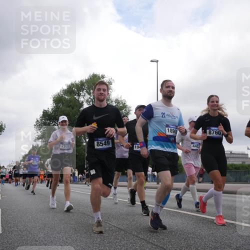 29.06.2025 - hella hamburg halbmarathon Luisa Fischer http://msf.ph/oto/8486135 29.06.2025 10:52:31 Kennedybrücke 13845, 9245, 7931, 8549, 104, 20, 18909, 4403, 8760, 8759, 2527, 2668, 3086, 3232, 3661, 4403, 5781, 6191, 6497, 7931, 7936, 8549, 8759, 8760, 9245, 10333, 10479 meine-sportfotos.de