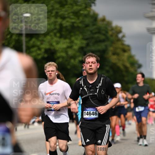 29.06.2025 - hella hamburg halbmarathon Dr. Thomas Lammeyer http://msf.ph/oto/8486416 29.06.2025 10:21:06 Kennedybrücke 1117, 1137, 1240, 1403, 1825, 2908, 3088, 3450, 3622, 5037, 5390, 5995, 6126, 6128, 6328, 6488, 6522, 6941, 6948, 7114, 7115, 7257, 7345, 7360, 7376, 8513, 8895, 8983, 9208, 9259, 9675, 10165, 10314, 10317, 10320, 10377, 10391, 10592, 10735, 10926, 11335, 11410 meine-sportfotos.de