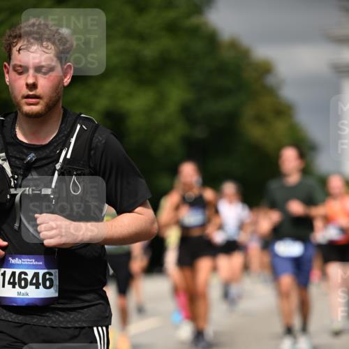 29.06.2025 - hella hamburg halbmarathon Dr. Thomas Lammeyer http://msf.ph/oto/8486540 29.06.2025 10:21:08 Kennedybrücke 1117, 1137, 1240, 1403, 2908, 3450, 3622, 5037, 5390, 5995, 6126, 6128, 6328, 6488, 6522, 6941, 6948, 7114, 7115, 7257, 7345, 7360, 7376, 8513, 8558, 8895, 8983, 9208, 9259, 9675, 10165, 10314, 10317, 10320, 10377, 10391, 10592, 10735, 10926, 11335 meine-sportfotos.de