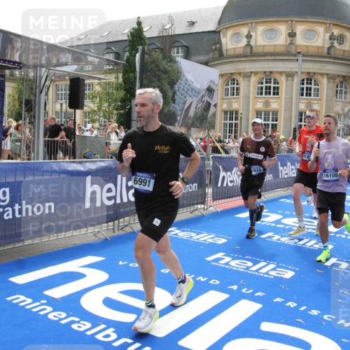 29.06.2025 - hella hamburg halbmarathon Michael Strokosch http://msf.ph/oto/8486968 29.06.2025 10:43:50 Ziel 1976, 3437, 5624, 5692, 6903, 6991, 7185, 9043, 9159, 9374, 11153, 11778, 11848, 13897, 14201, 14210, 15512, 16062, 16105, 18650, 19090 meine-sportfotos.de
