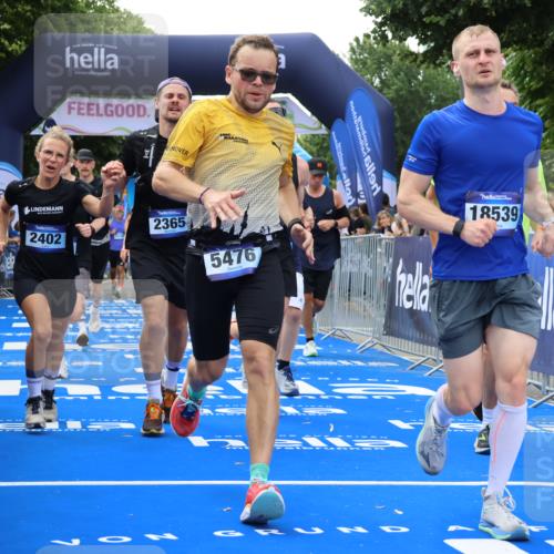 29.06.2025 - hella hamburg halbmarathon Strokosch-Dieckow http://msf.ph/oto/8487153 29.06.2025 10:44:35 Ziel 1468, 1782, 2365, 2402, 3305, 4991, 5476, 6490, 6495, 7322, 7710, 8928, 10669, 12554, 12711, 14351, 14464, 14798, 14816, 15185, 15233, 15862, 16224, 17097, 18107, 18437, 18464, 18539, 18560, 18765, 18868, 19206 meine-sportfotos.de