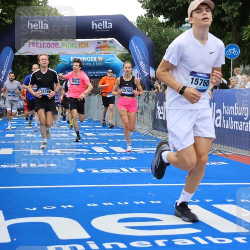 29.06.2025 - hella hamburg halbmarathon Strokosch-Dieckow http://msf.ph/oto/8487261 29.06.2025 10:45:14 Ziel 2188, 2270, 2367, 2470, 3186, 5706, 6054, 6375, 6575, 6819, 7087, 9105, 9302, 10064, 11469, 12783, 15563, 15636, 15651, 15741, 15760, 16513, 16685, 16689, 17120, 17499, 17960, 18346, 18718 meine-sportfotos.de