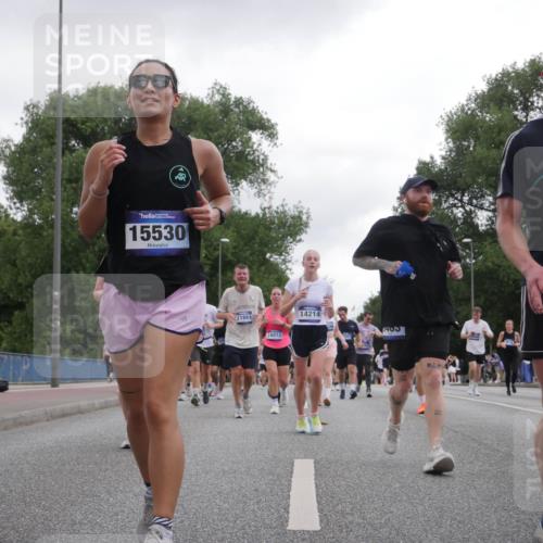 29.06.2025 - hella hamburg halbmarathon Luisa Fischer http://msf.ph/oto/8487340 29.06.2025 10:53:02 Kennedybrücke 15530, 11861, 16012, 14214, 0405, 16265, 1805, 2541, 2997, 4589, 5106, 9015, 9162, 10038, 10782 meine-sportfotos.de