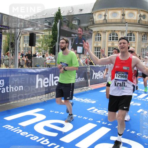 29.06.2025 - hella hamburg halbmarathon Michael Strokosch http://msf.ph/oto/8487476 29.06.2025 10:43:59 Ziel 3697, 3907, 4981, 5624, 8063, 8145, 8900, 9043, 10493, 10596, 11809, 12438, 12966, 14861, 15383, 16549, 17376, 17403, 18678 meine-sportfotos.de