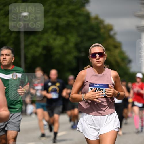 29.06.2025 - hella hamburg halbmarathon Dr. Thomas Lammeyer http://msf.ph/oto/8487792 29.06.2025 10:21:14 Kennedybrücke 1083, 1117, 1137, 1403, 2225, 2860, 2908, 3210, 3450, 3622, 5037, 5390, 5995, 6126, 6128, 6328, 6488, 6520, 6522, 6786, 6941, 6948, 7114, 7115, 7291, 7345, 8253, 8309, 8513, 8558, 8895, 8983, 9259, 9647, 9675, 10314, 10317, 10377, 10592, 10735 meine-sportfotos.de