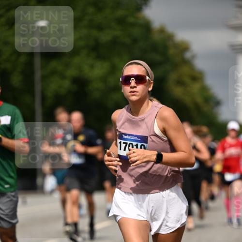29.06.2025 - hella hamburg halbmarathon Dr. Thomas Lammeyer http://msf.ph/oto/8487804 29.06.2025 10:21:14 Kennedybrücke 1083, 1117, 1137, 1403, 2225, 2860, 2908, 3210, 3450, 3622, 5037, 5390, 5995, 6126, 6128, 6328, 6488, 6520, 6522, 6786, 6941, 6948, 7114, 7115, 7291, 7345, 8253, 8309, 8513, 8558, 8895, 8983, 9259, 9647, 9675, 10314, 10317, 10377, 10592, 10735 meine-sportfotos.de