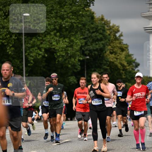 29.06.2025 - hella hamburg halbmarathon Dr. Thomas Lammeyer http://msf.ph/oto/8487870 29.06.2025 10:21:16 Kennedybrücke 1083, 1137, 1403, 2225, 2860, 2908, 3210, 3450, 3464, 3466, 3622, 5390, 5995, 6126, 6128, 6328, 6488, 6520, 6522, 6786, 6941, 6948, 7114, 7115, 7291, 7345, 8253, 8309, 8513, 8558, 8895, 8983, 9259, 9647, 10377, 10592, 10735 meine-sportfotos.de