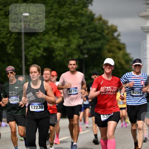 29.06.2025 - hella hamburg halbmarathon Dr. Thomas Lammeyer http://msf.ph/oto/8487977 29.06.2025 10:21:18 Kennedybrücke 1083, 1137, 1403, 2225, 2860, 2908, 3210, 3464, 3466, 3622, 5390, 5929, 5995, 6126, 6128, 6328, 6488, 6520, 6522, 6786, 6941, 6948, 7114, 7115, 7291, 7345, 8253, 8309, 8513, 8558, 8895, 8983, 9259, 9647, 10377, 10592, 10735 meine-sportfotos.de