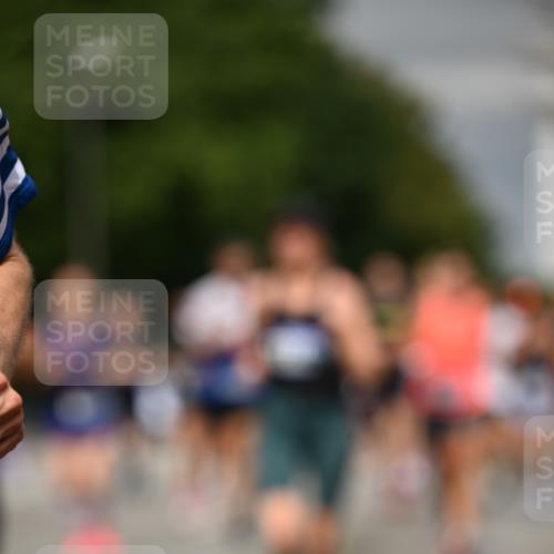 29.06.2025 - hella hamburg halbmarathon Dr. Thomas Lammeyer http://msf.ph/oto/8488144 29.06.2025 10:21:22 Kennedybrücke 1083, 1137, 1403, 2225, 2860, 2908, 3210, 3464, 3466, 3802, 3803, 4852, 5390, 5929, 5930, 5995, 6126, 6128, 6328, 6352, 6520, 6522, 6786, 6941, 7114, 7115, 7291, 7345, 7945, 8210, 8253, 8309, 8433, 8558, 8895, 8983, 9259, 9647, 9848, 10377, 10460, 10592, 10620, 10735 meine-sportfotos.de