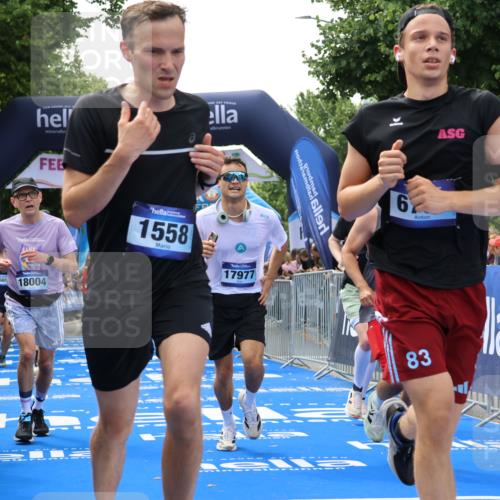 29.06.2025 - hella hamburg halbmarathon Strokosch-Dieckow http://msf.ph/oto/8488675 29.06.2025 10:44:02 Ziel 1391, 1558, 2816, 3021, 4981, 5231, 6705, 8063, 8900, 9081, 9633, 10193, 10596, 10930, 11346, 12438, 13123, 15383, 16506, 16648, 16697, 17516, 17748, 17977, 18004 meine-sportfotos.de