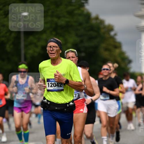 29.06.2025 - hella hamburg halbmarathon Dr. Thomas Lammeyer http://msf.ph/oto/8489069 29.06.2025 10:21:33 Kennedybrücke 1083, 1137, 1156, 1204, 1795, 2225, 2259, 2860, 2908, 3210, 3464, 3466, 3802, 3803, 4218, 4852, 5929, 5930, 5995, 6128, 6254, 6336, 6352, 6520, 6786, 7011, 7258, 7291, 7945, 8210, 8253, 8309, 8351, 8433, 8558, 8895, 9400, 9647, 9848, 10460, 10620 meine-sportfotos.de