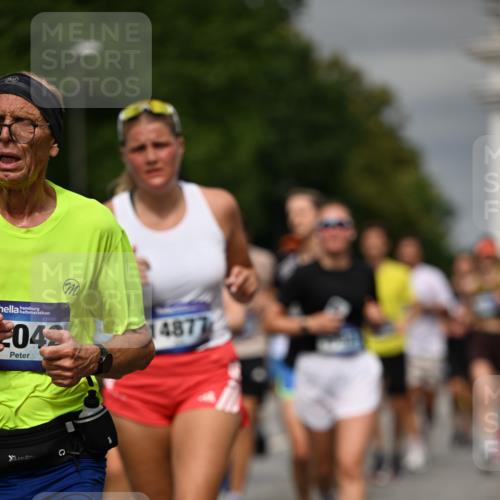 29.06.2025 - hella hamburg halbmarathon Dr. Thomas Lammeyer http://msf.ph/oto/8489123 29.06.2025 10:21:34 Kennedybrücke 1083, 1137, 1156, 1204, 1795, 2225, 2259, 2860, 2908, 3210, 3464, 3466, 3802, 3803, 4218, 4852, 5929, 5930, 5995, 6254, 6336, 6352, 6520, 6786, 7011, 7258, 7291, 7945, 8210, 8253, 8309, 8351, 8433, 8558, 8895, 9400, 9647, 9848, 10460, 10620 meine-sportfotos.de
