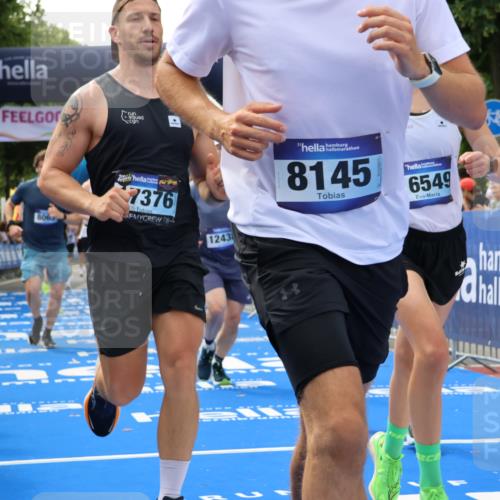 29.06.2025 - hella hamburg halbmarathon Strokosch-Dieckow http://msf.ph/oto/8489128 29.06.2025 10:43:55 Ziel 1558, 3437, 3697, 3907, 4981, 5624, 5692, 6705, 8063, 8145, 8900, 9043, 9081, 9374, 10493, 10596, 11346, 11809, 12438, 12966, 13897, 14861, 15383, 16549, 17376, 17403, 17516, 18650, 18678 meine-sportfotos.de