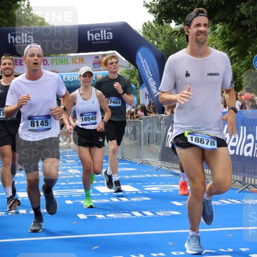 29.06.2025 - hella hamburg halbmarathon Strokosch-Dieckow http://msf.ph/oto/8489196 29.06.2025 10:43:54 Ziel 1558, 3437, 3697, 3907, 4981, 5624, 5692, 6705, 7185, 8063, 8145, 8900, 9043, 9081, 9374, 10493, 10596, 11778, 11809, 12438, 12966, 13897, 14861, 15383, 16549, 17376, 17403, 17516, 18650, 18678 meine-sportfotos.de