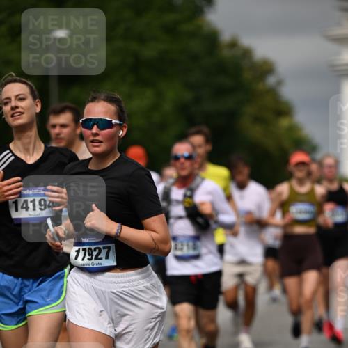 29.06.2025 - hella hamburg halbmarathon Dr. Thomas Lammeyer http://msf.ph/oto/8489279 29.06.2025 10:21:36 Kennedybrücke 1015, 1083, 1137, 1156, 1204, 1274, 1749, 1795, 2225, 2259, 2860, 3210, 3292, 3464, 3466, 3802, 3803, 4218, 4852, 5929, 5930, 6254, 6336, 6352, 6520, 6786, 7011, 7258, 7291, 7945, 8210, 8253, 8309, 8351, 8433, 8558, 9400, 9647, 9848, 10460, 10620, 10677 meine-sportfotos.de